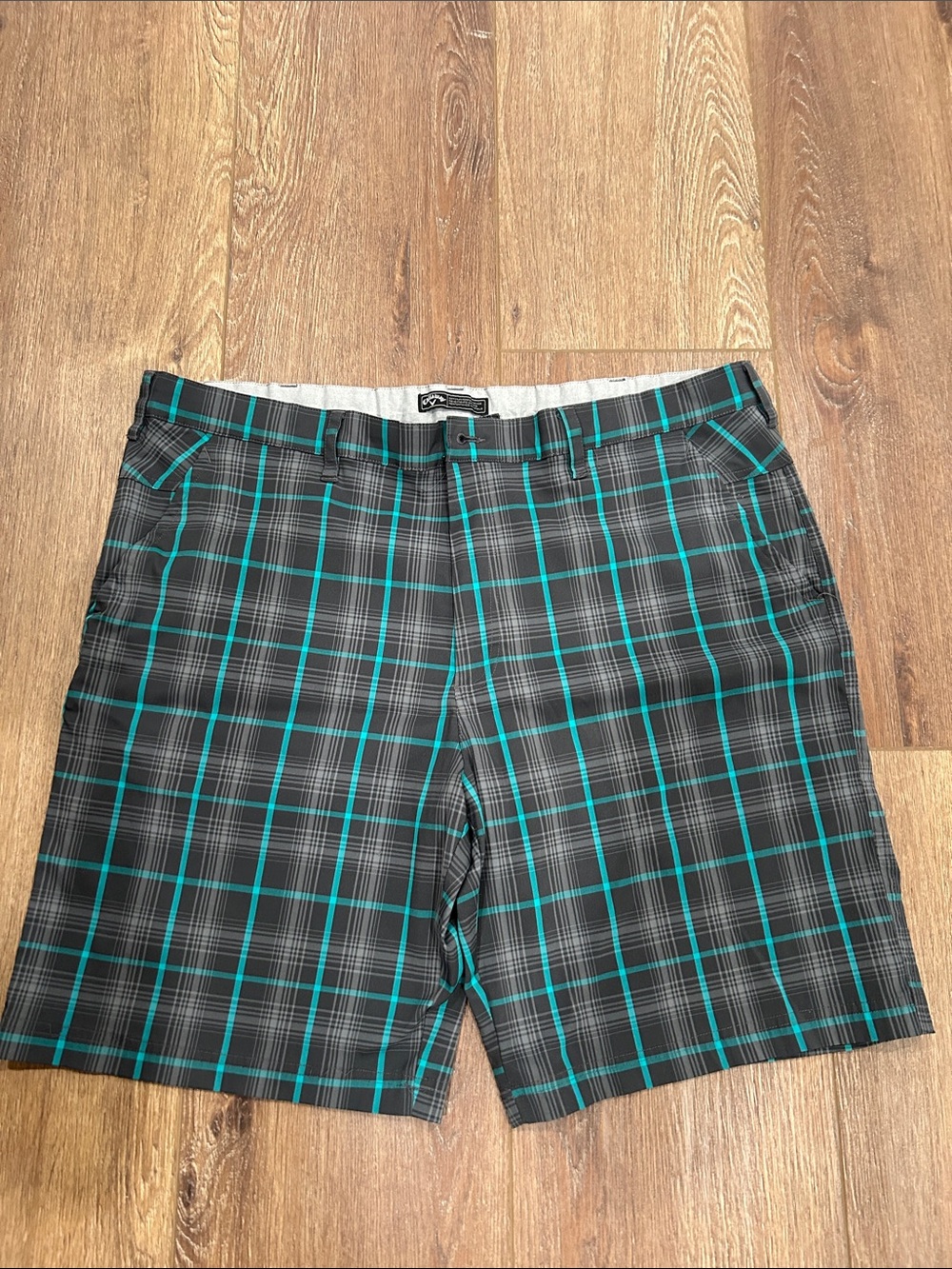 Callaway Men's Plaid Flat Front Shorts - Teal & Black